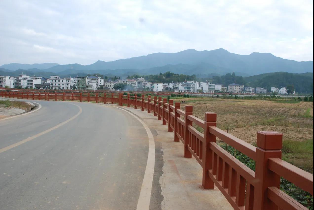 心系百姓办实事 ---玉山县怀玉乡党委书记叶春文纪实 - 新参考在线